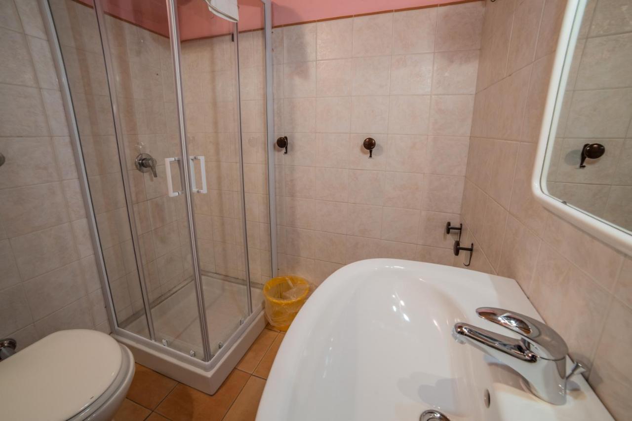 אופי Dimora Fresilia Casa Vacanze מראה חיצוני תמונה