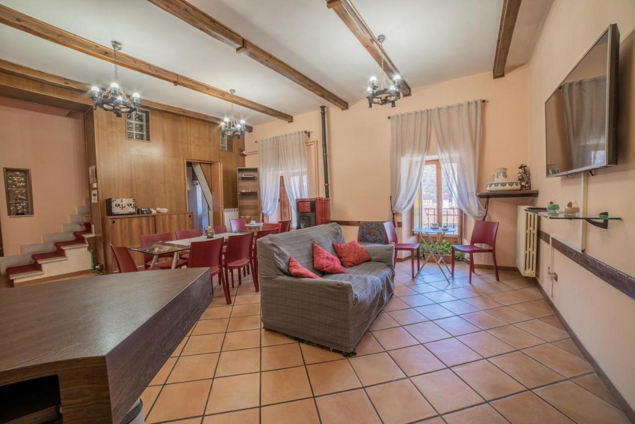 אופי Dimora Fresilia Casa Vacanze מראה חיצוני תמונה