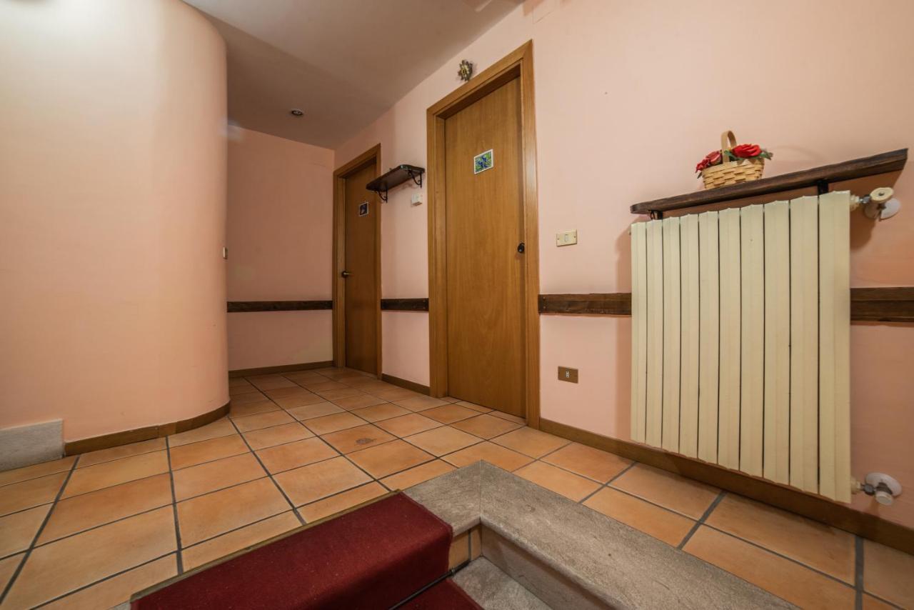 אופי Dimora Fresilia Casa Vacanze מראה חיצוני תמונה